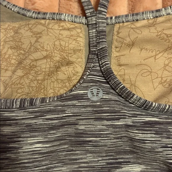 Lululemon top - Picture 3 of 3